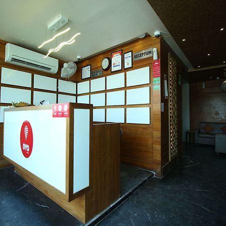 Oyo 8992 Hotel Kyra Ahmedabad Ngoại thất bức ảnh